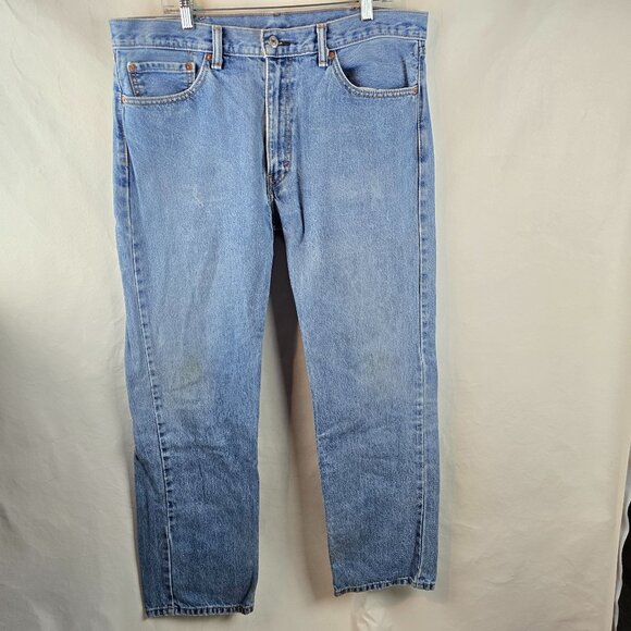 Levi's 505 Jeans Men 38x32 Blue Light Wash Denim Straight Leg Regular Fit Casual - Picture 1 of 12